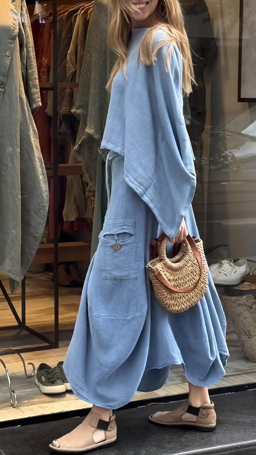 Completo da donna in 2 pezzi, vestibilità comoda: top a gamba larga e pantaloni fluidi con tasche
