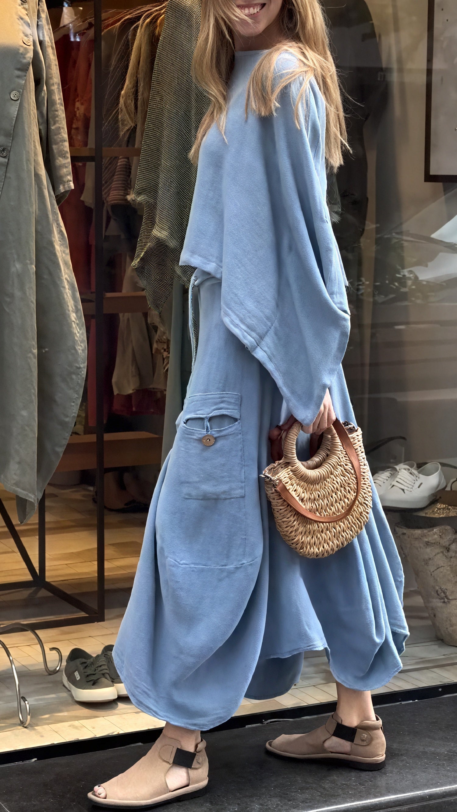 Completo da donna in 2 pezzi, vestibilità comoda: top a gamba larga e pantaloni fluidi con tasche
