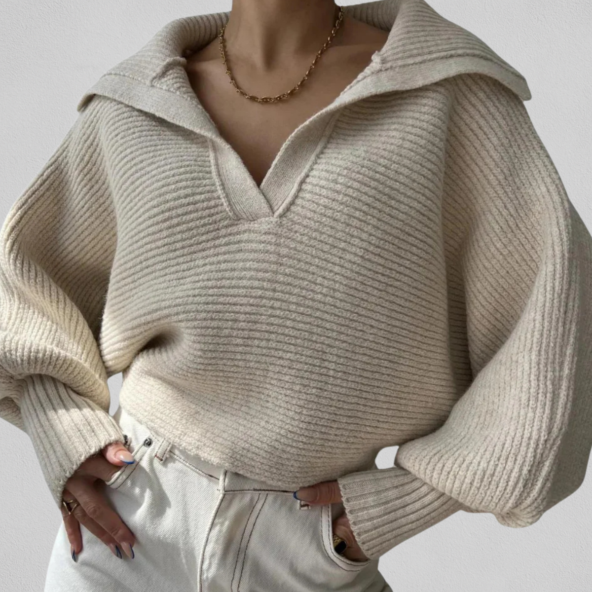 Sweater til kvinder med V-hals og løs pasform - Blød og nem