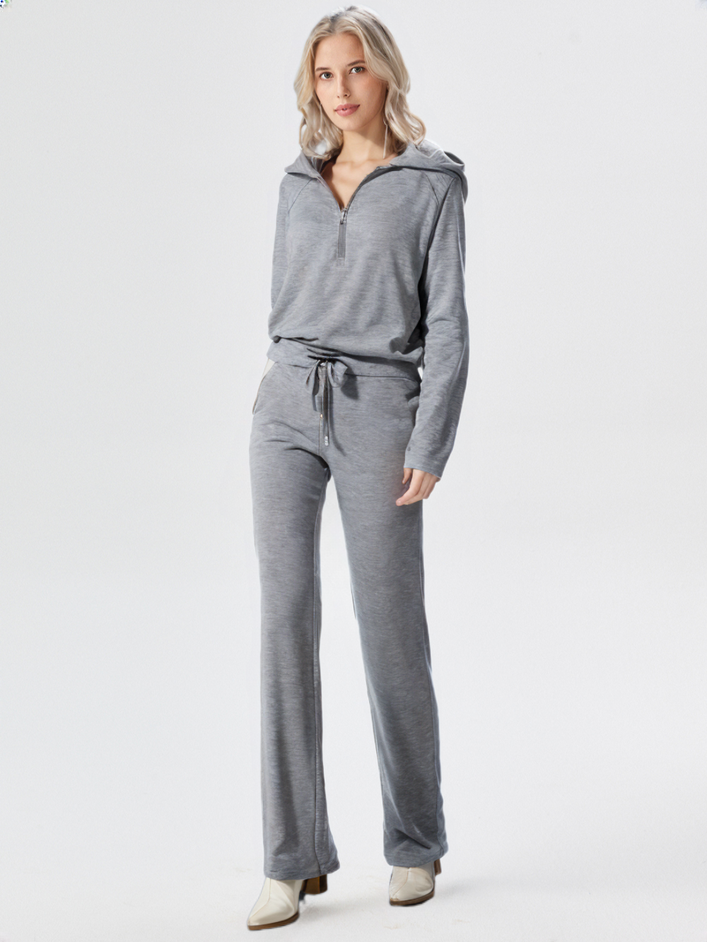 Completo Loungewear Due Pezzi da Donna – Outfit Comodo e Stiloso