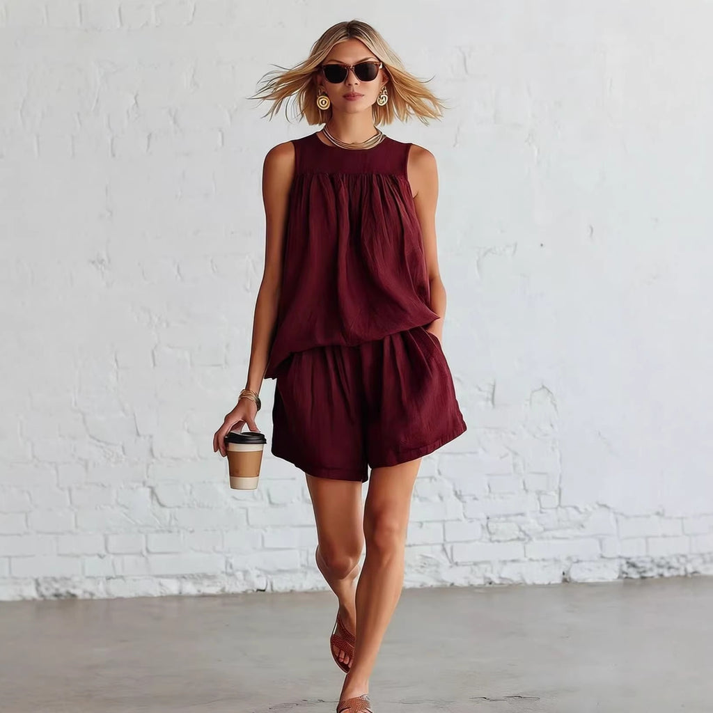 Set donna retro con top plissettato senza maniche e short ampi - Elegante ed estivo