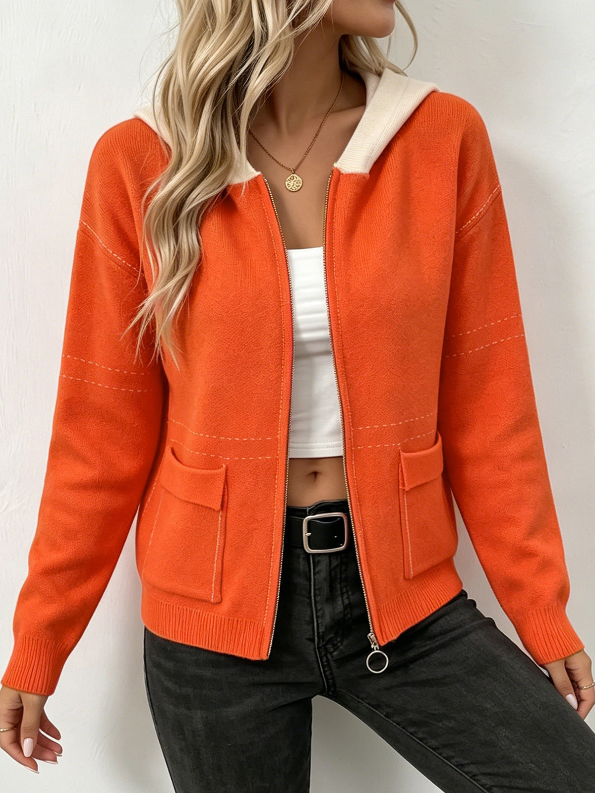 Gilet femme zippé à capuche - Doux et sportif