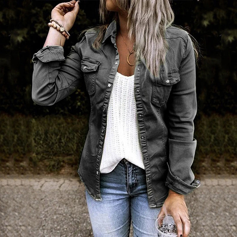 Giacca in denim da donna: stile senza tempo e comfort quotidiano