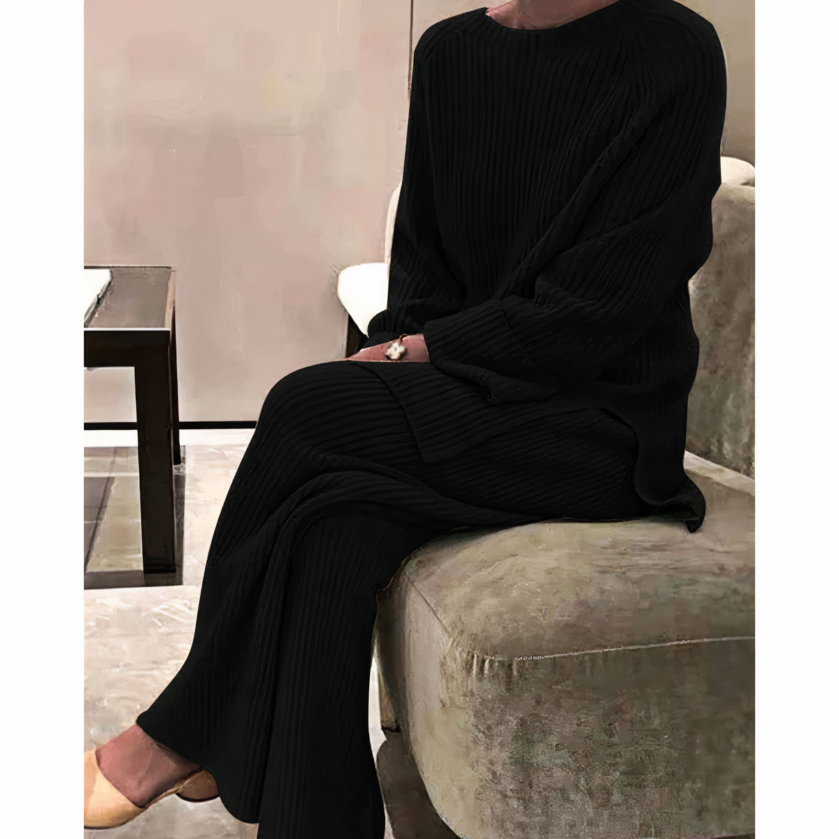 Set casual di maglione e pantaloni lavorati a maglia