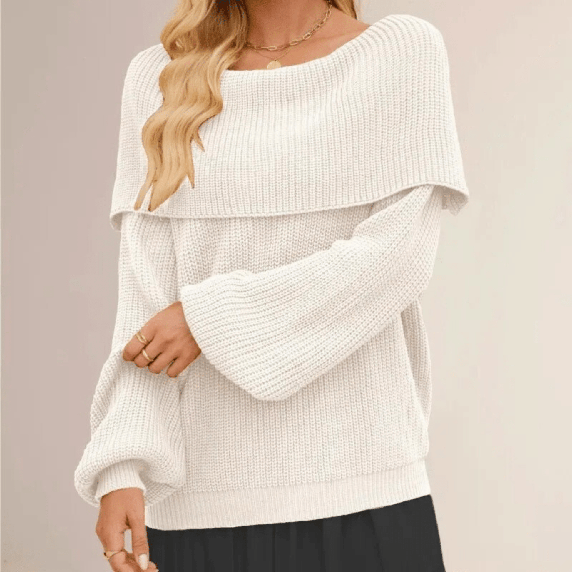 Pull femme en maille à épaules dénudées – Style doux, chic et élégant.