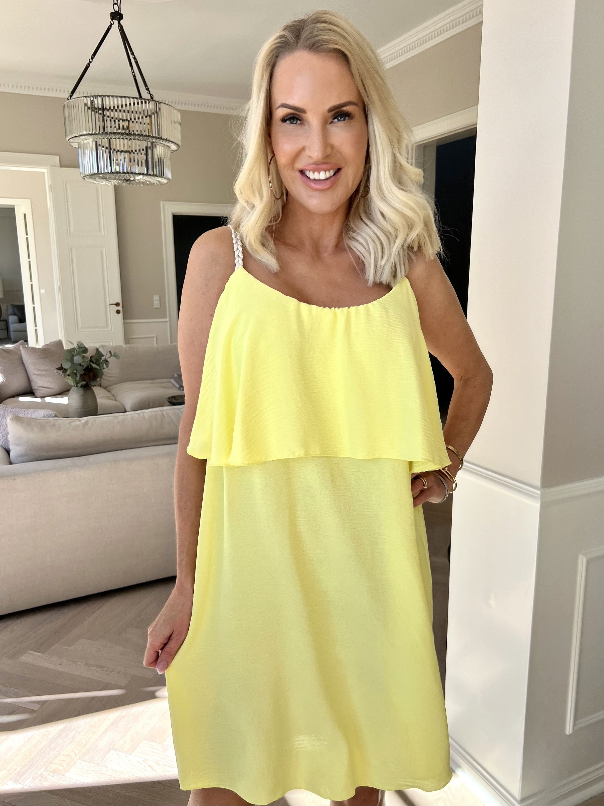 Elegante abito midi con spalline sottili da donna – Leggero e confortevole