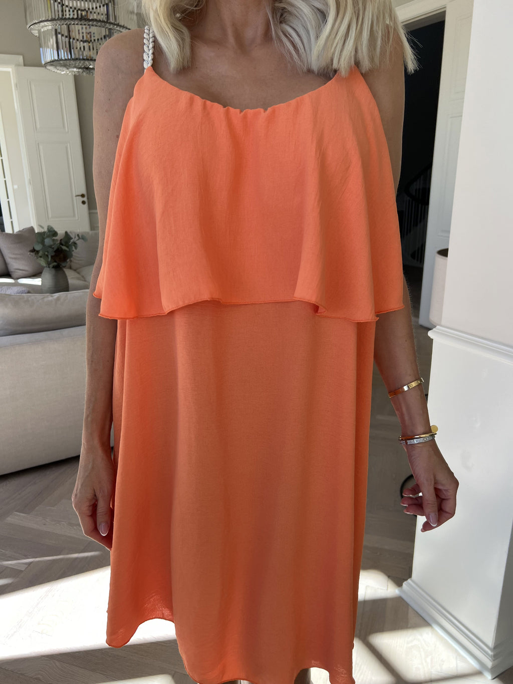 Elegante abito midi con spalline sottili da donna – Leggero e confortevole