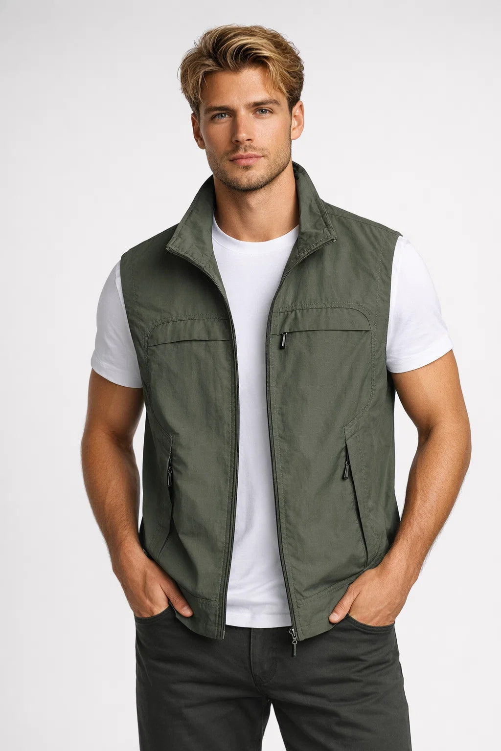 Gilet uomo leggero con collo alto stile casual