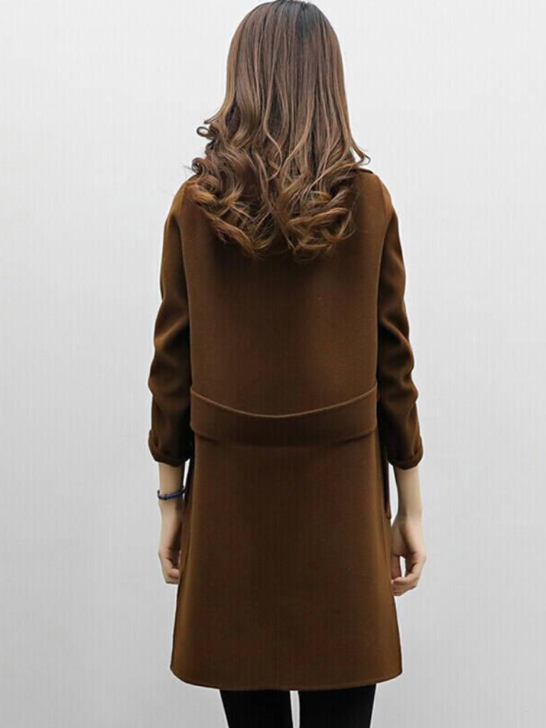 Elegant women's coat - Chic and timeless