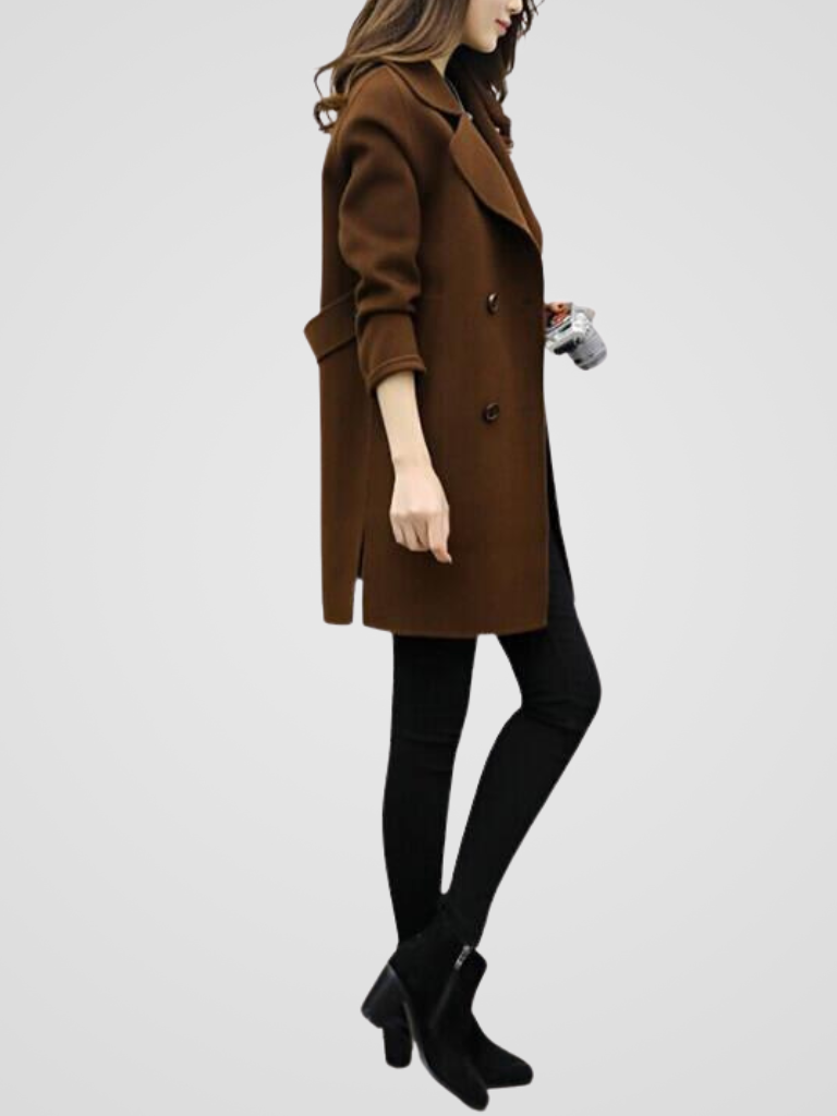 Elegant women's coat - Chic and timeless