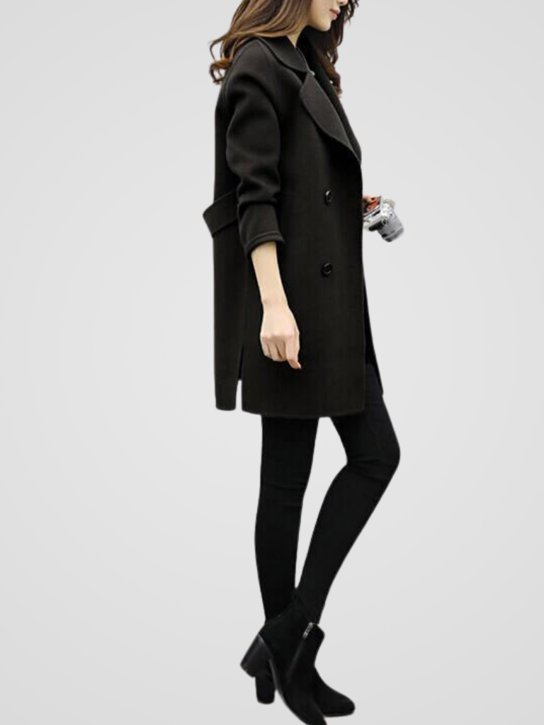 Elegant women's coat - Chic and timeless