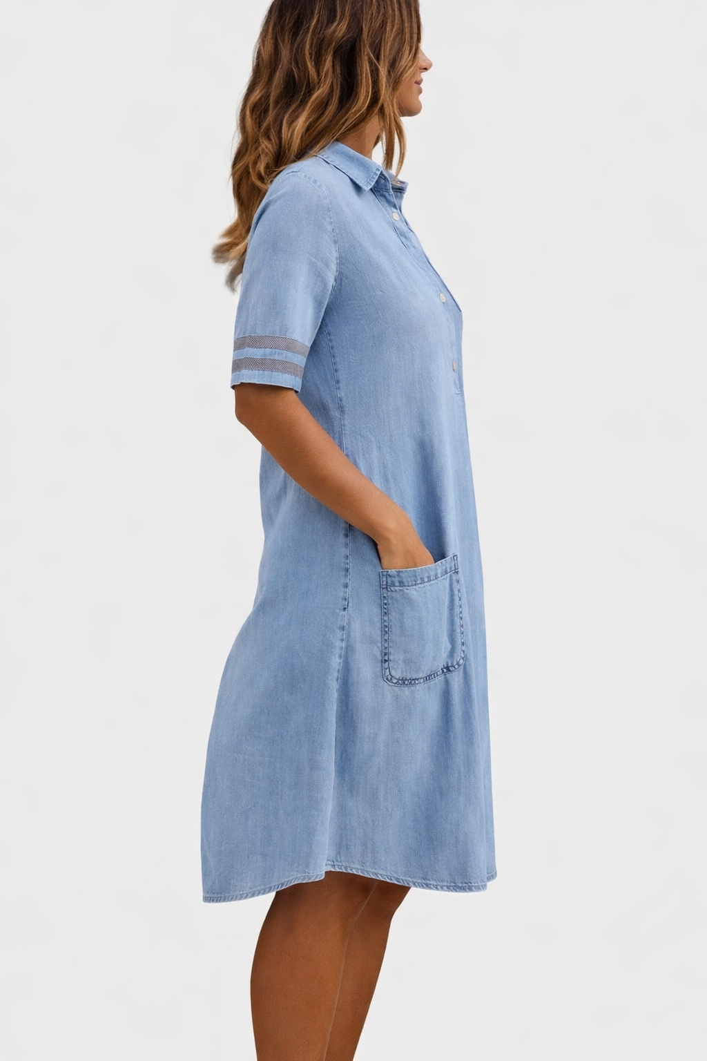 Abito in denim da donna dalla linea valorizzante - Casual e facile da indossare