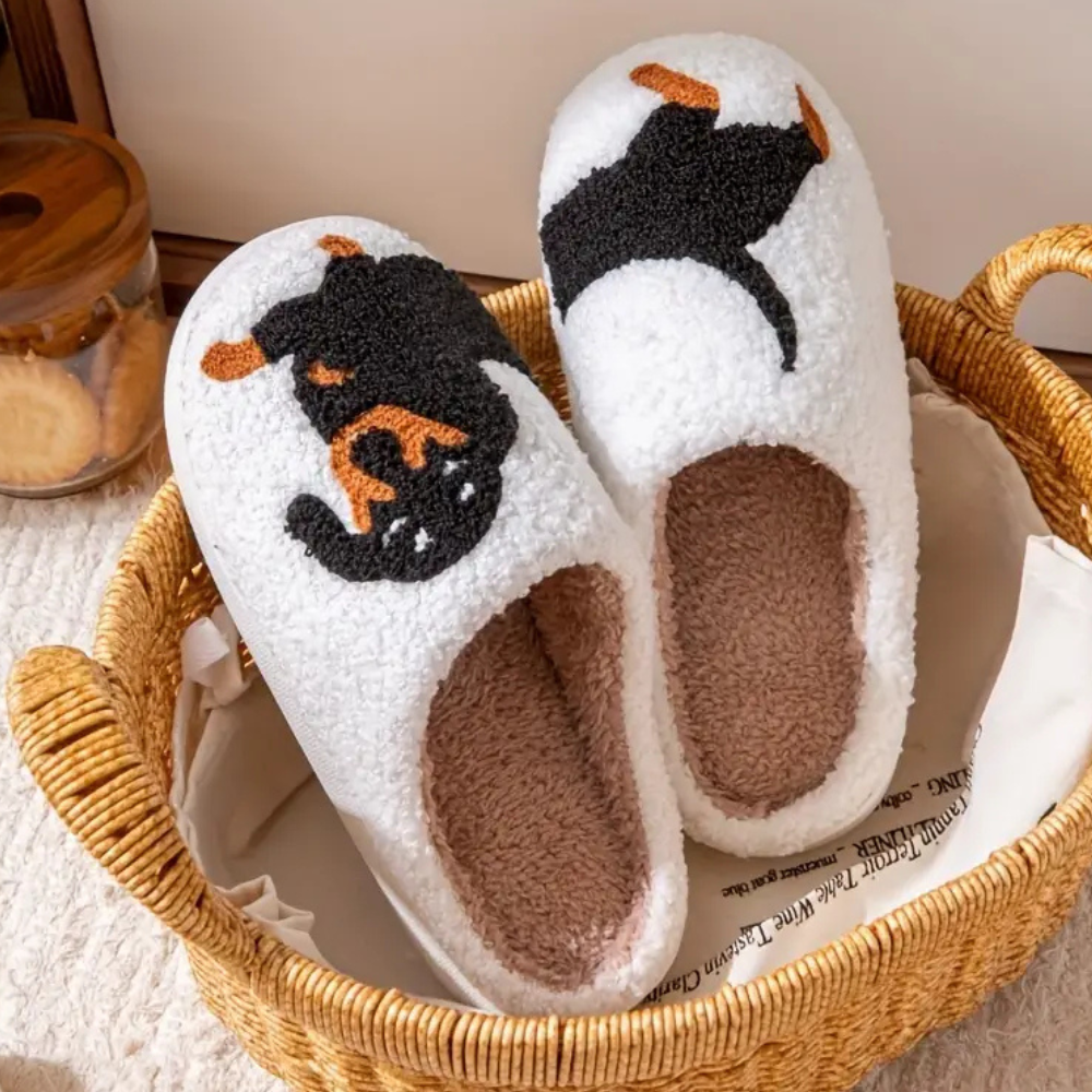Pantofole da donna in peluche a forma di bassotto