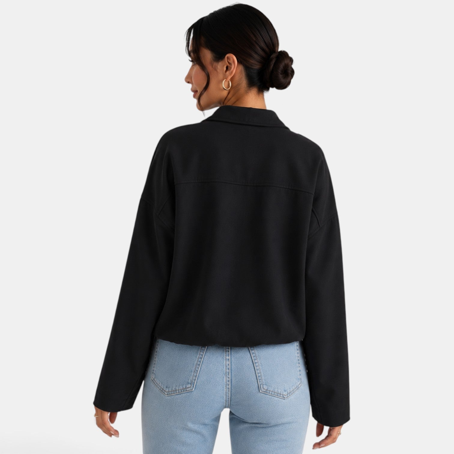 Chaqueta de mujer de ante otoñal: estilo elegante, suave y refinado