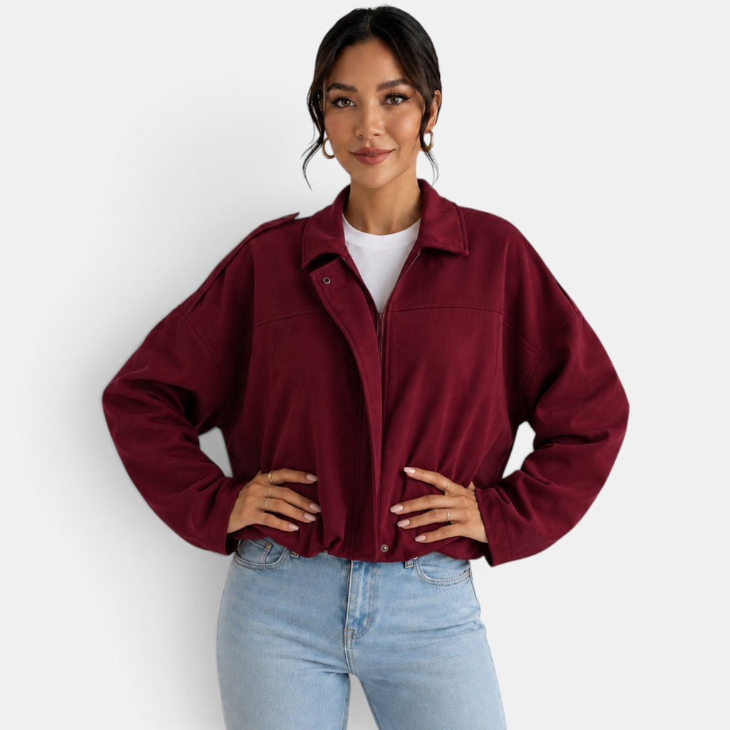 Chaqueta de mujer de ante otoñal: estilo elegante, suave y refinado