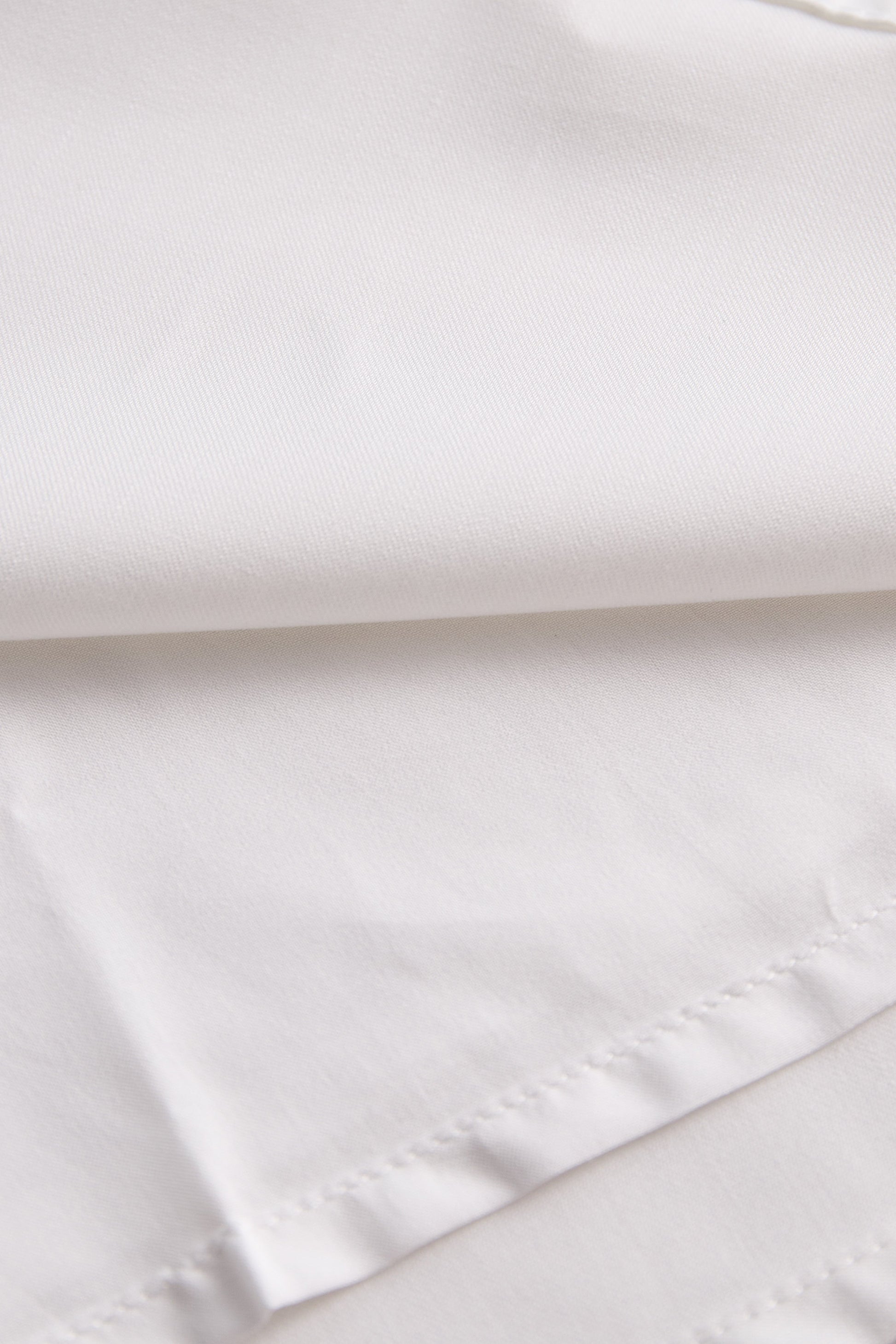 Camicetta bianca senza maniche con scollo all'americana – Top elegante con finiture a contrasto