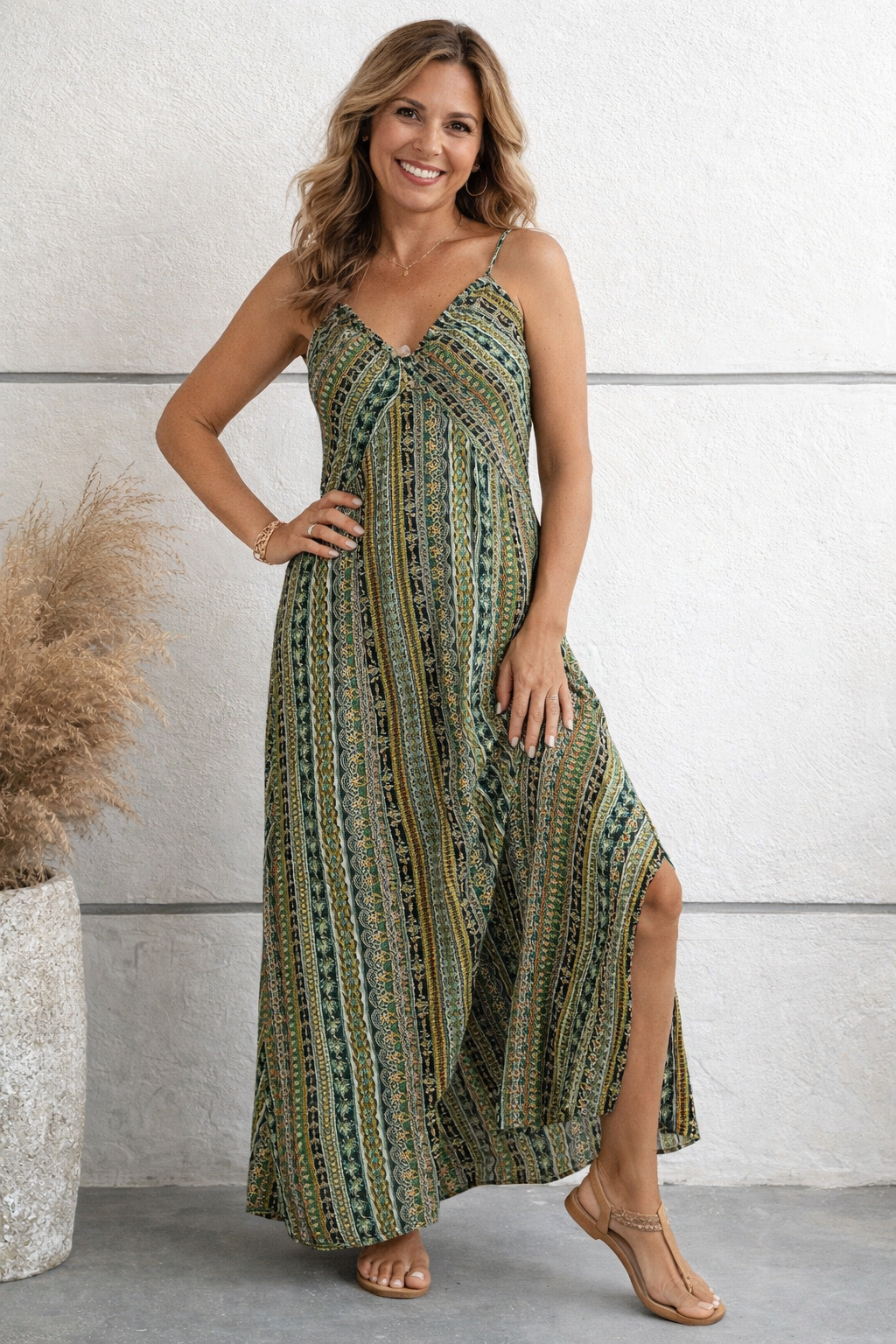 Abito maxi da donna stampato – Linea fluida e fascino estivo