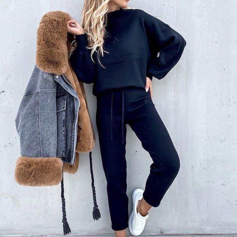 Completo tuta donna in due pezzi, elegante e comodo
