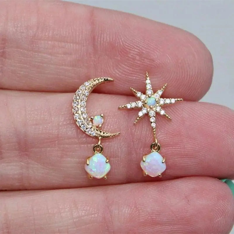 Orecchini Donna Luna e Stella – Stile Oro, Opale e Poetico.