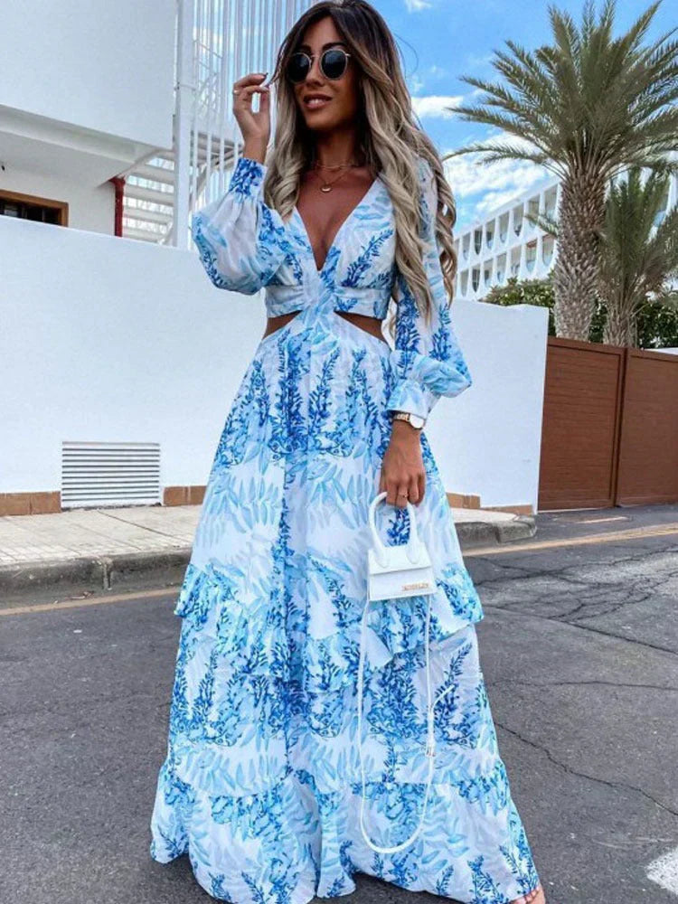 Abito maxi da donna con maniche lunghe e cut-out - Audace ed elegante
