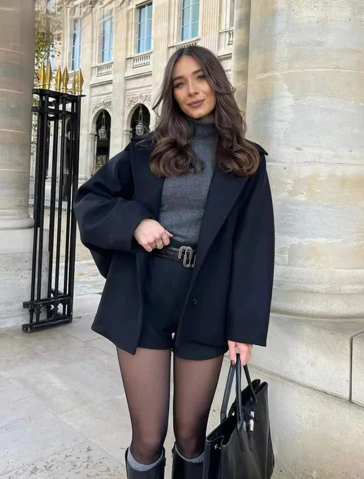 Cappotto oversize con bottoni da donna – Elegante giacca corta