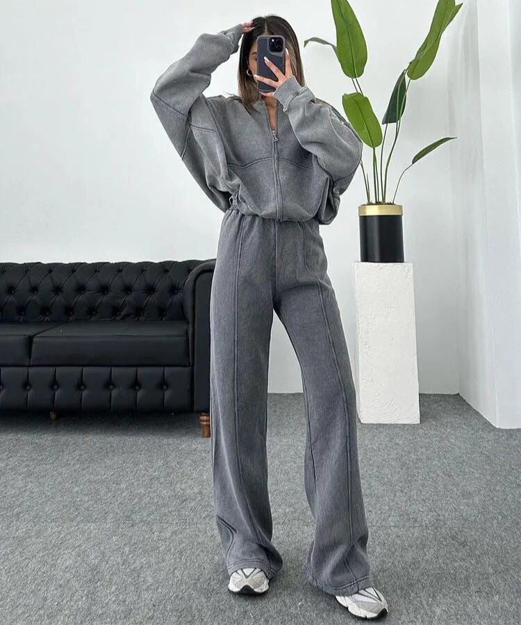 Completo da salotto oversize elegante da donna - felpa con zip e pantaloni a gamba larga