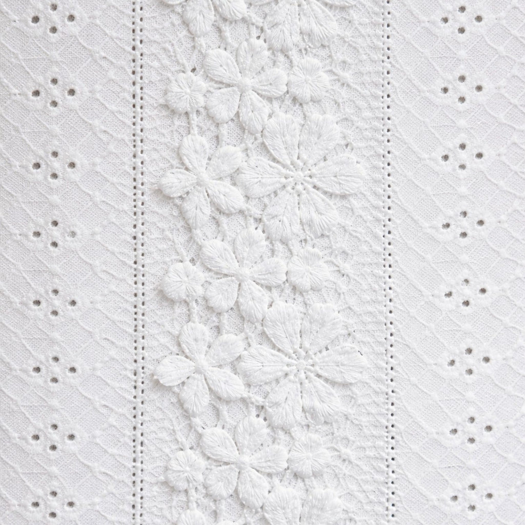 Abito Corto Bianco Donna in Pizzo Sangallo – Stile Estivo Senza Maniche