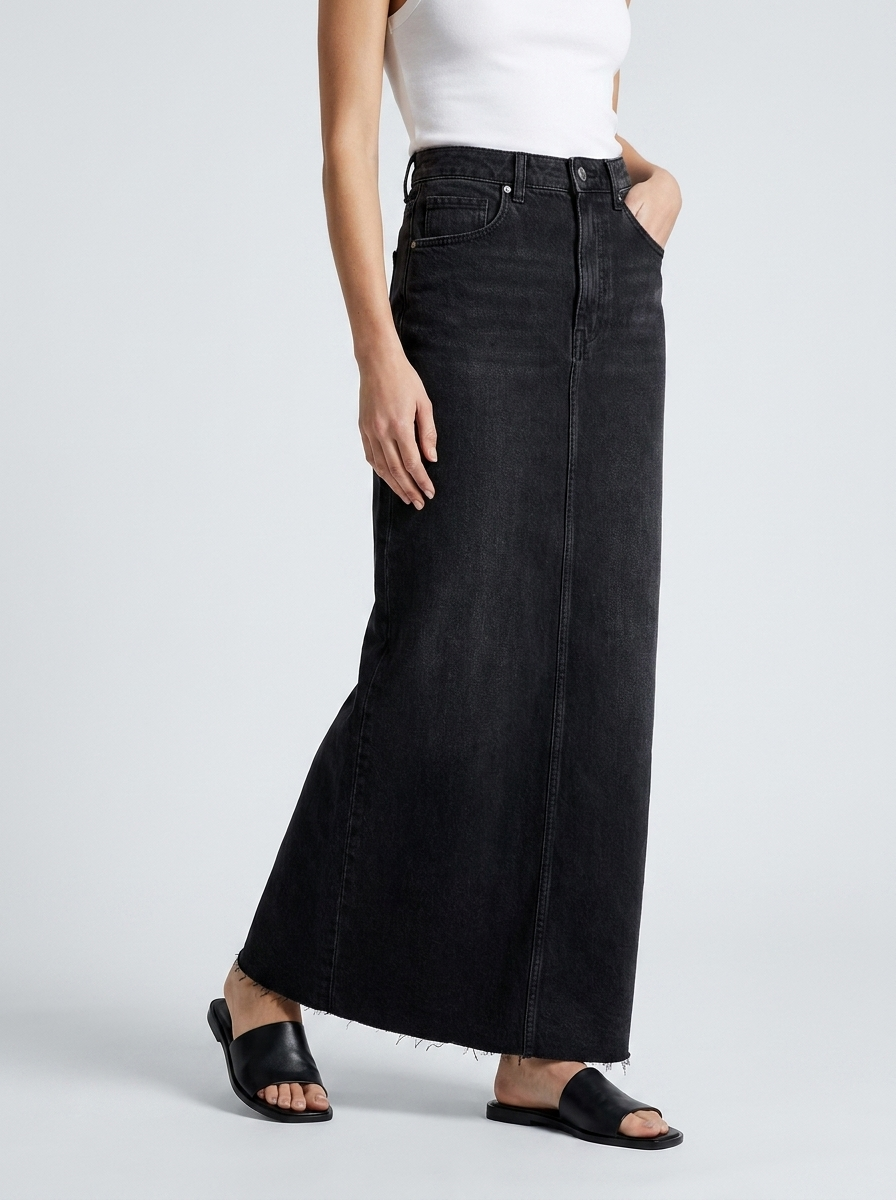 Lang denimnederdel til kvinder - Casual og trendy