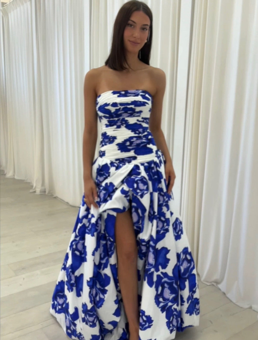 Abito maxi floreale drappeggiato da donna – Romantico ed elegante
