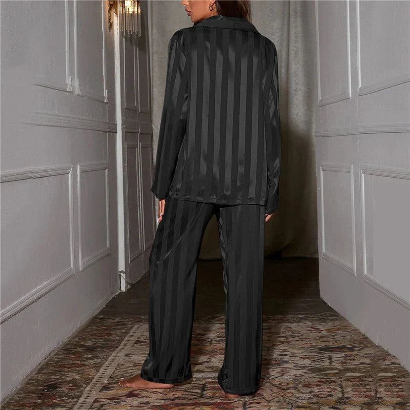 Set di pigiameria elegante in raso da donna