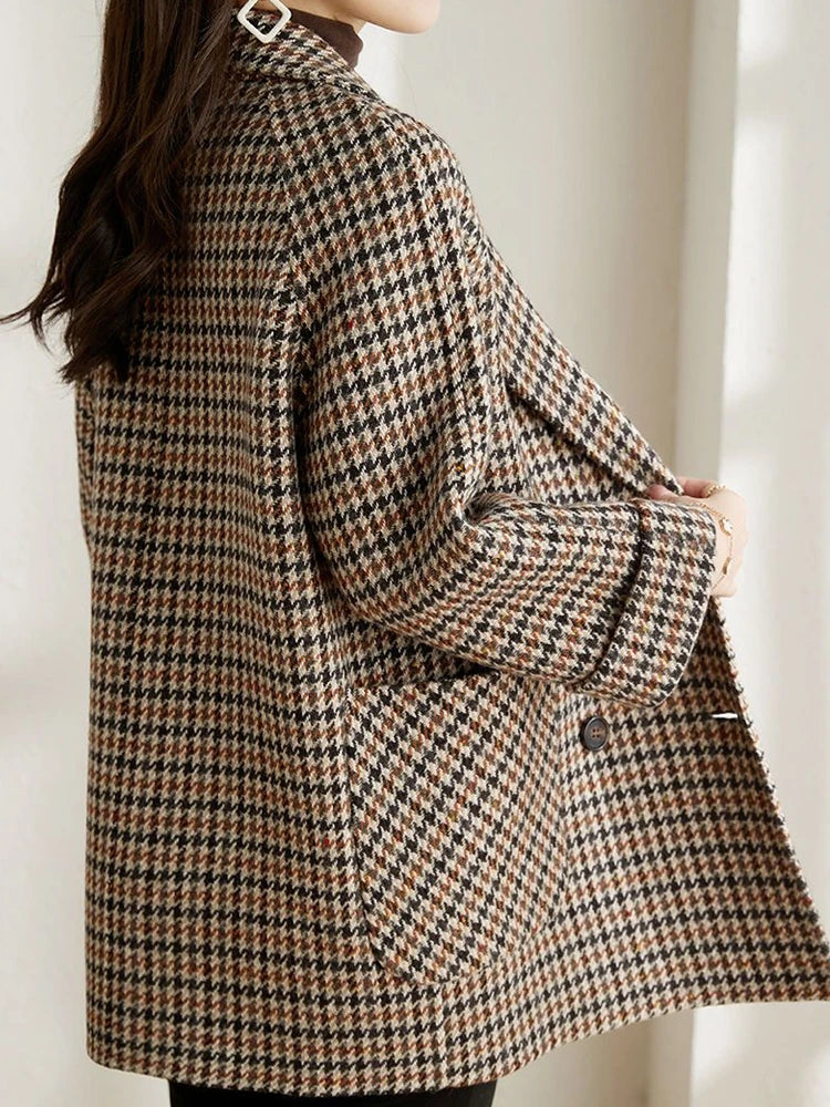 Cappotto in lana pied de poule da donna – Elegante cappotto oversize con revers