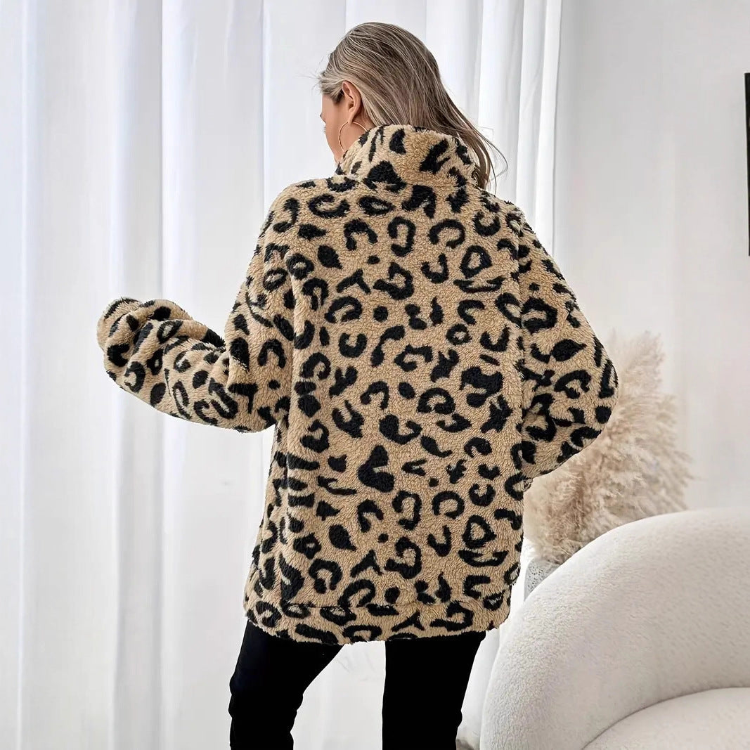 Maglione in pile da donna con stampa leopardata