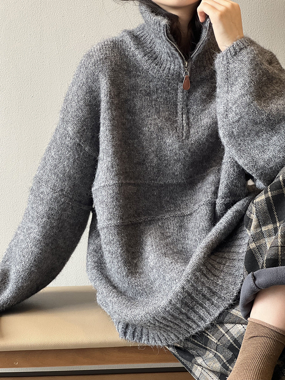 Women's soft half-zip high-neck sweater – Casual and warm