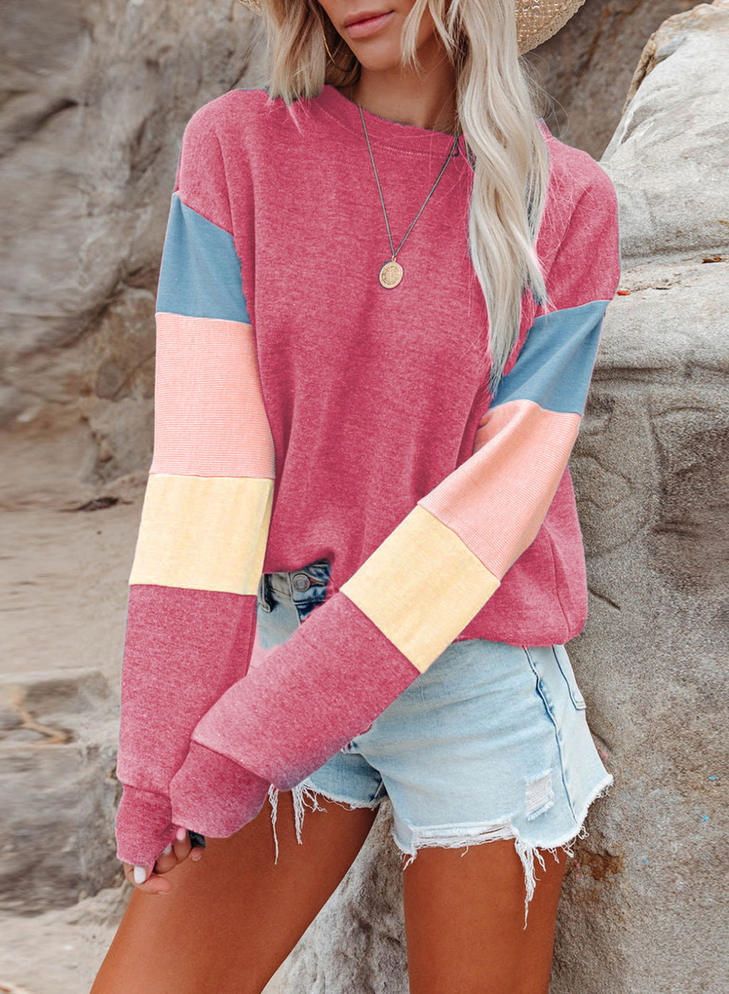 Maglione donna con maniche colorate – Casual e morbido