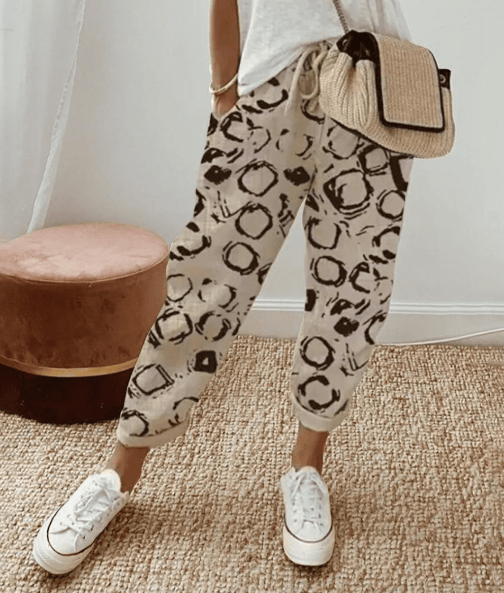Pantaloni classici da donna in lino leggero e aderente