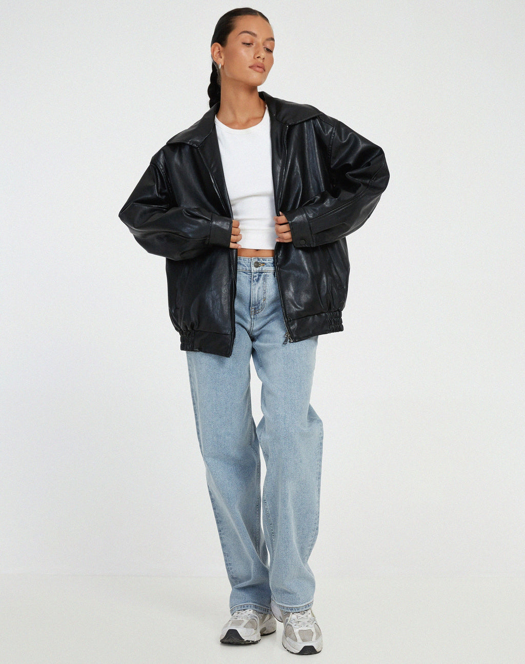 Giacca donna elegante con zip oversize in ecopelle