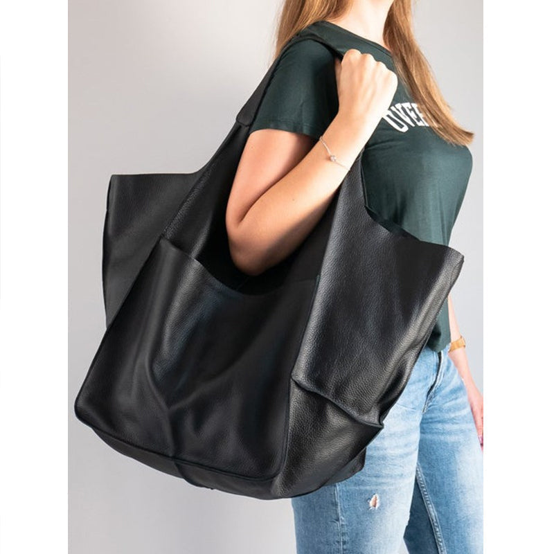 Women's Oversized Vintage Crossbody Bag – Leather Effect and Large Size