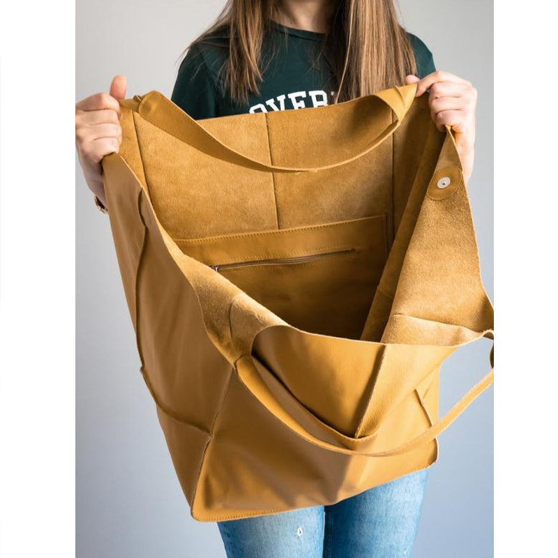 Women's Oversized Vintage Crossbody Bag – Leather Effect and Large Size