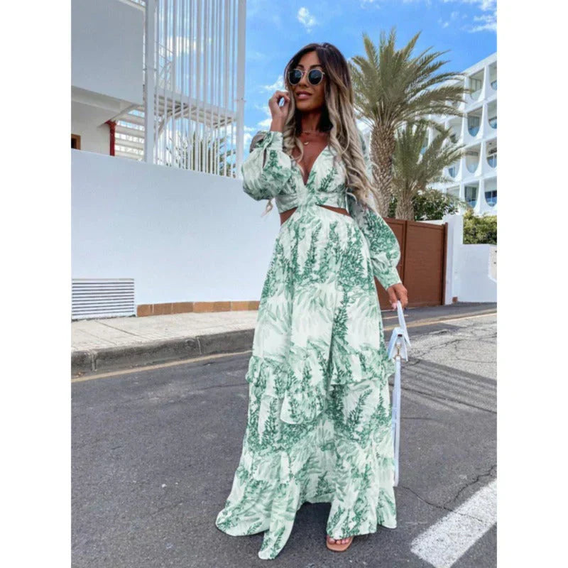 Abito maxi da donna con maniche lunghe e cut-out - Audace ed elegante