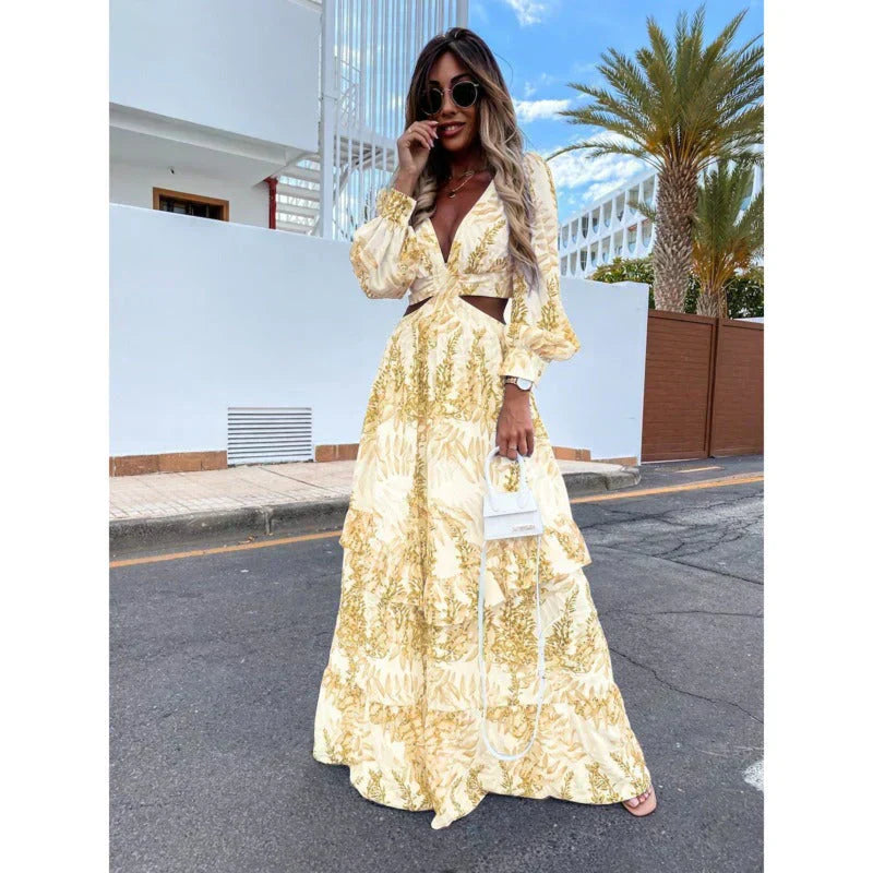Abito maxi da donna con maniche lunghe e cut-out - Audace ed elegante