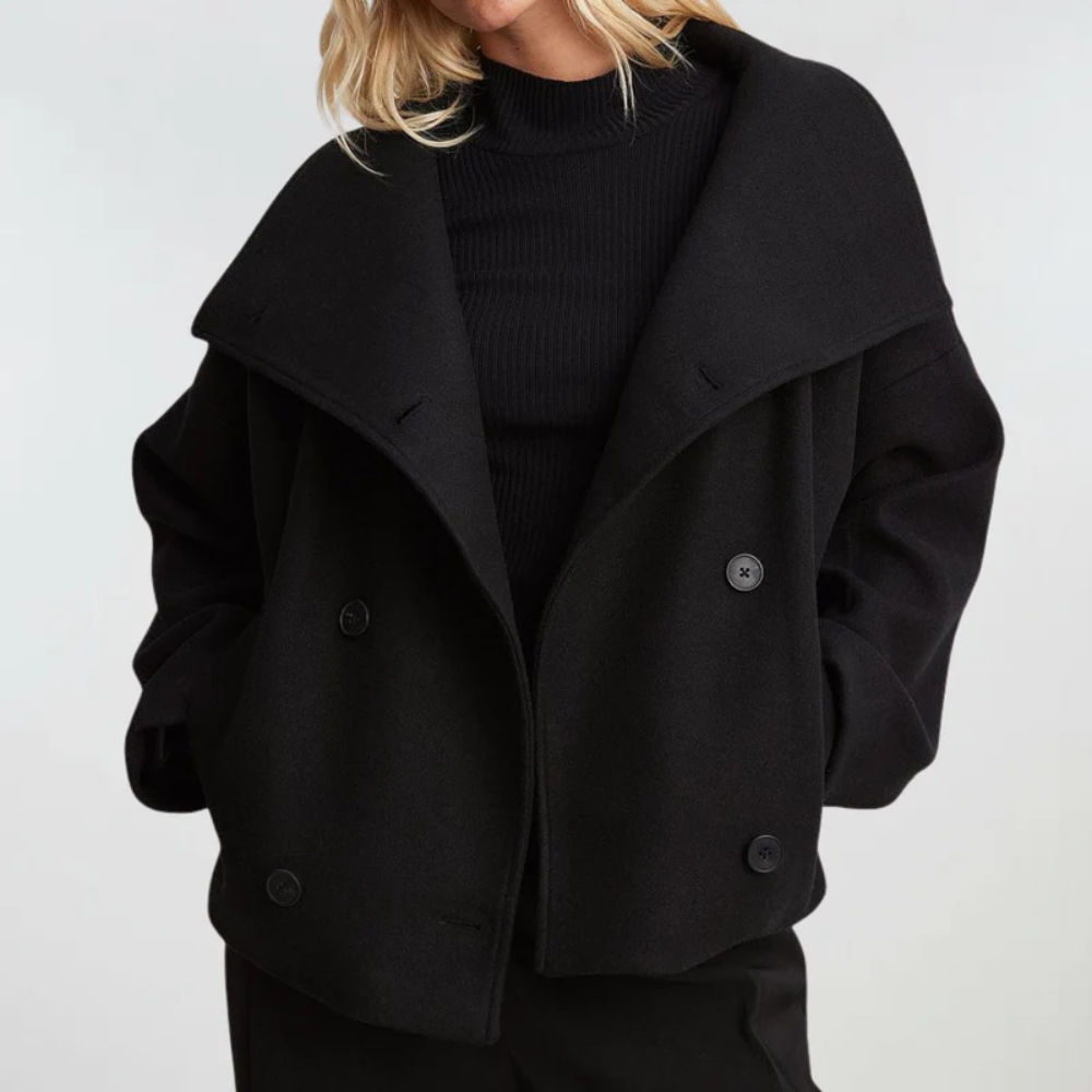 Cappotto corto donna doppiopetto - Chic e strutturato