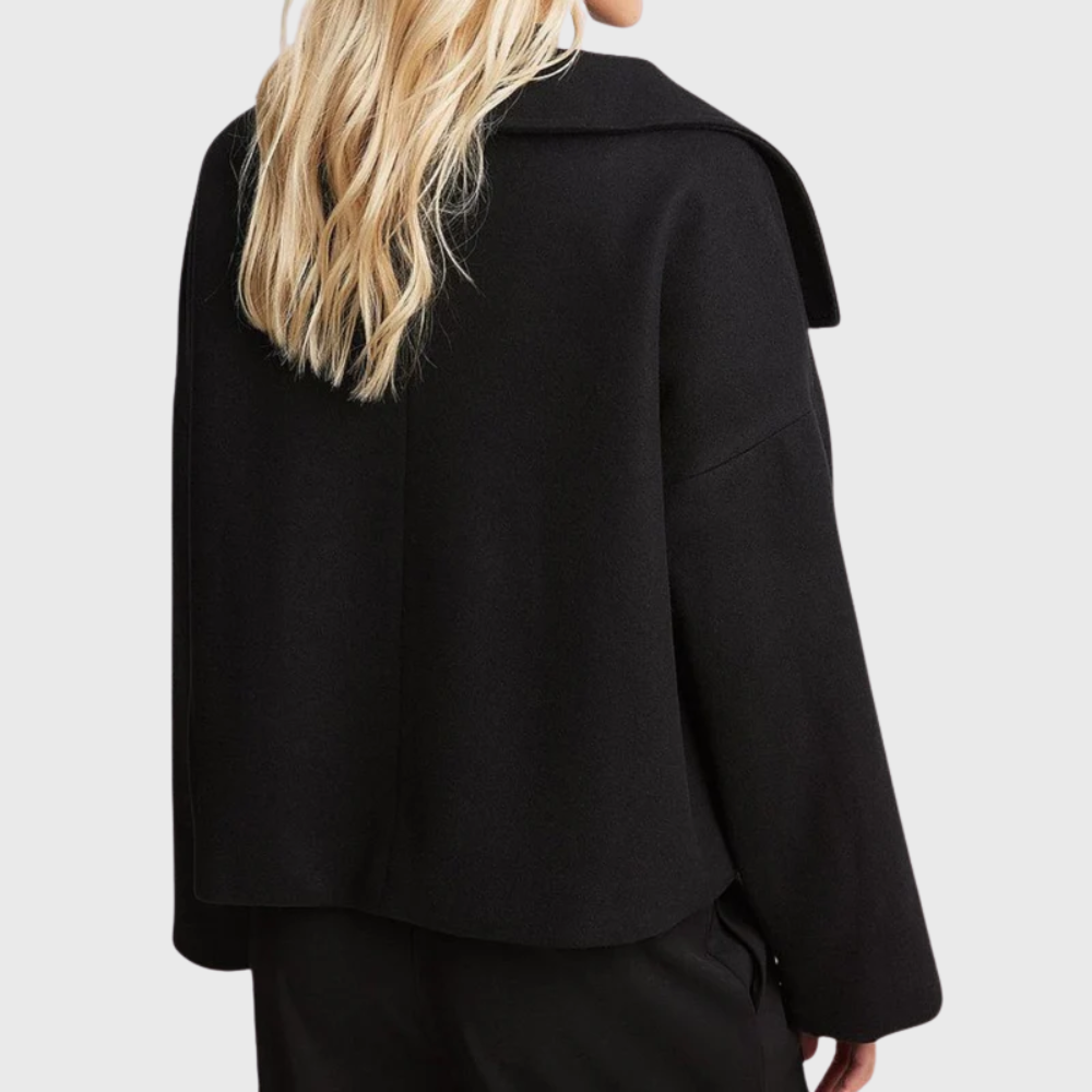 Cappotto corto donna doppiopetto - Chic e strutturato