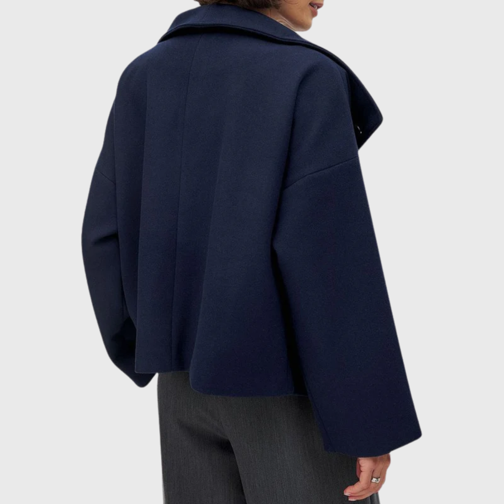 Cappotto corto donna doppiopetto - Chic e strutturato