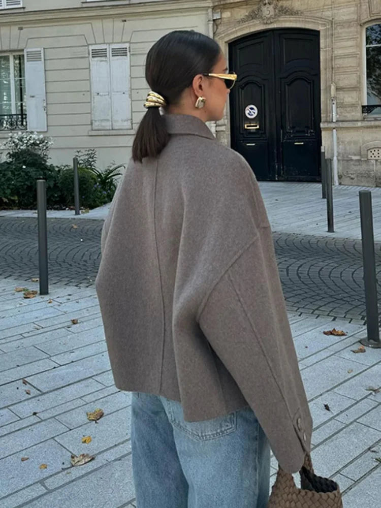 Elegante cappotto in misto lana da donna – Giacca classica con bottoni per autunno e inverno
