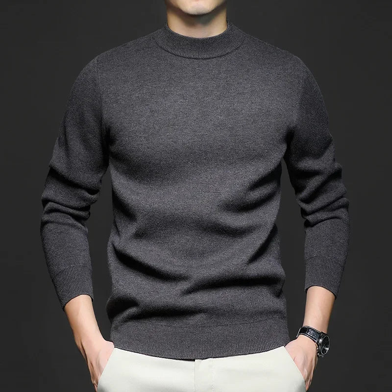 Maglione da uomo in lana semplice con collo a vita media