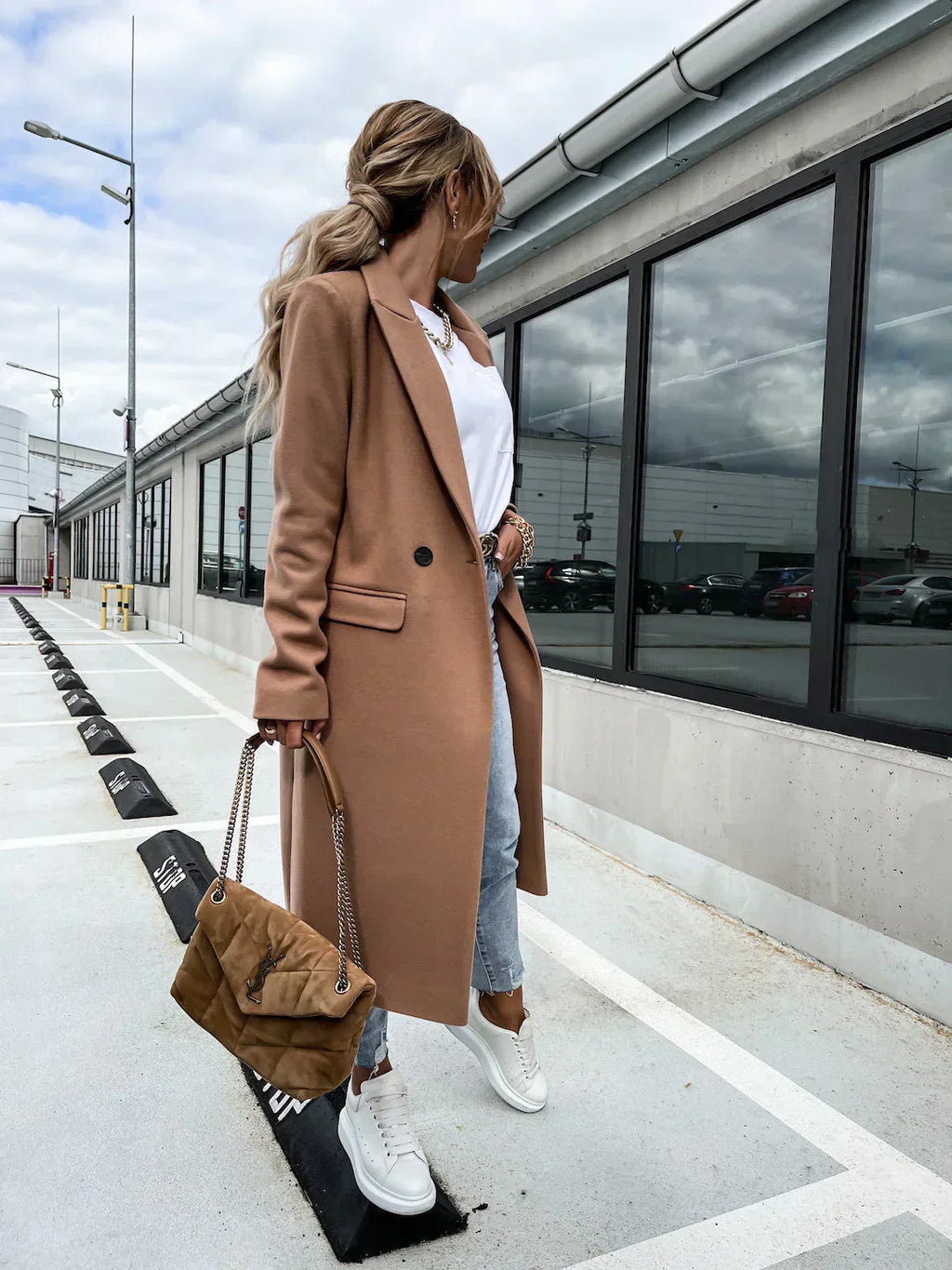 Cappotto caldo ed elegante da donna