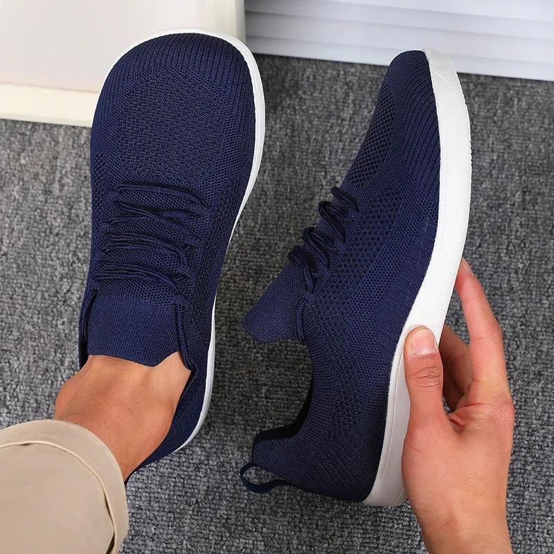 Sneakers uomo in mesh traspirante con suola ammortizzata - Leggere e comode