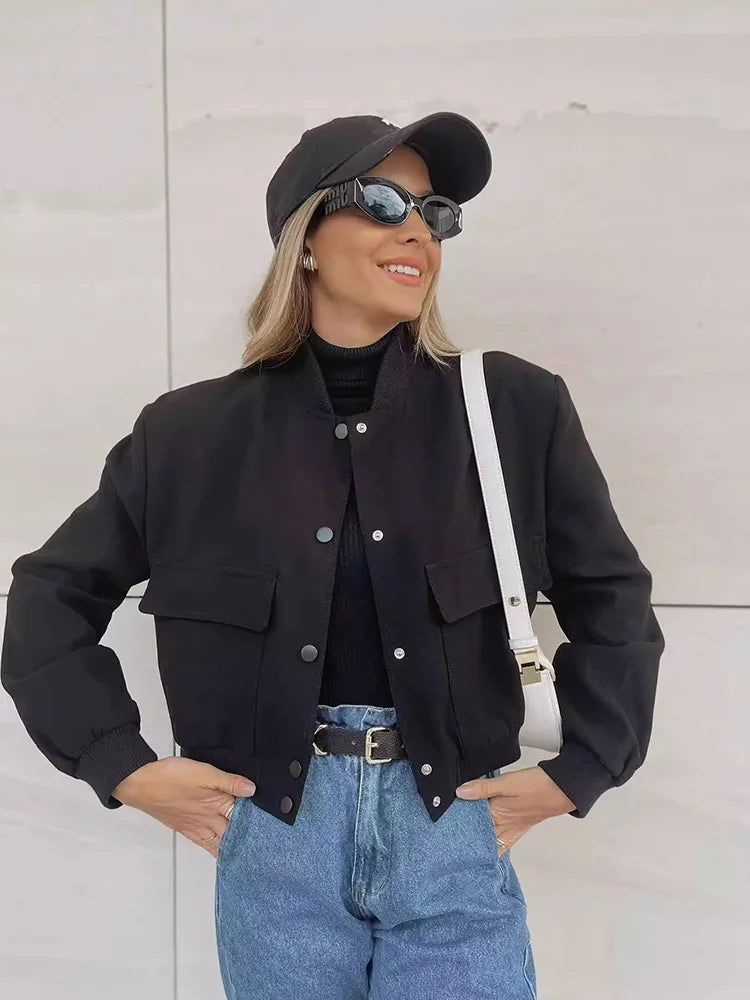 Giacca invernale corta casual da donna con chiusura a bottoni