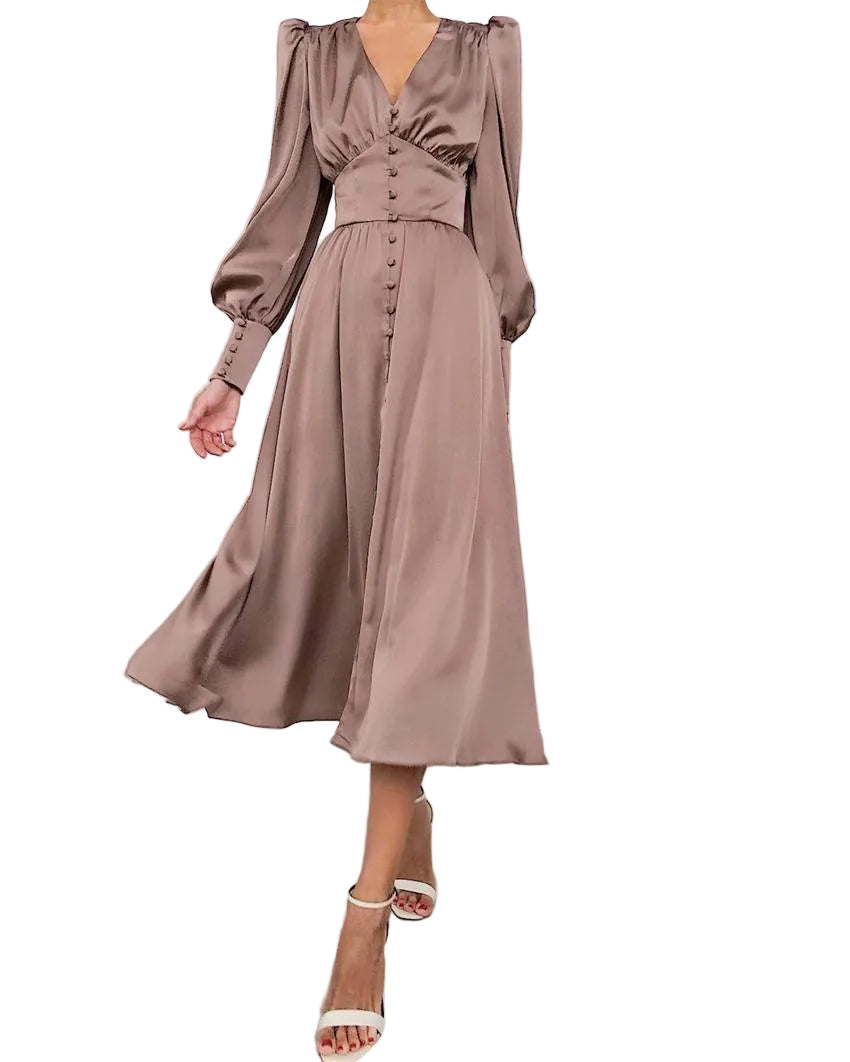 Abito in raso - eleganza senza tempo e fascino lussuoso.