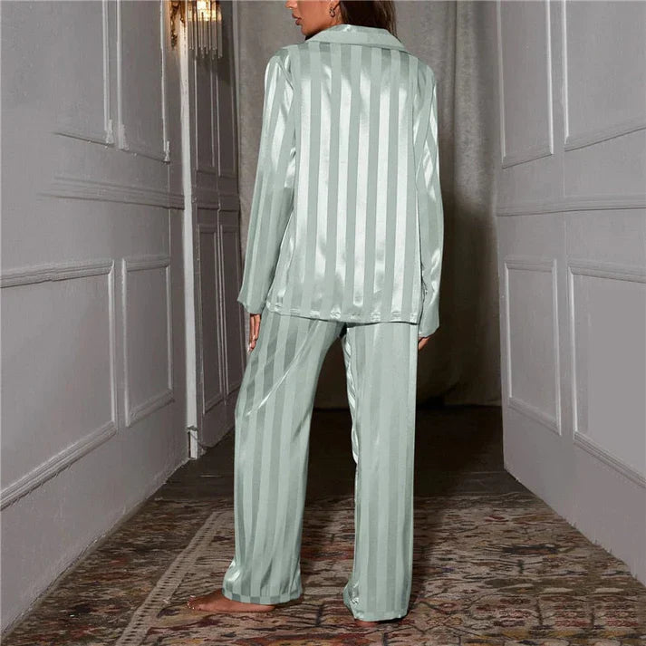 Set di pigiameria elegante in raso da donna